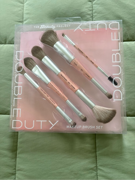 Other - Makeup Brush - Double Duty Pink Makeup Brush Set